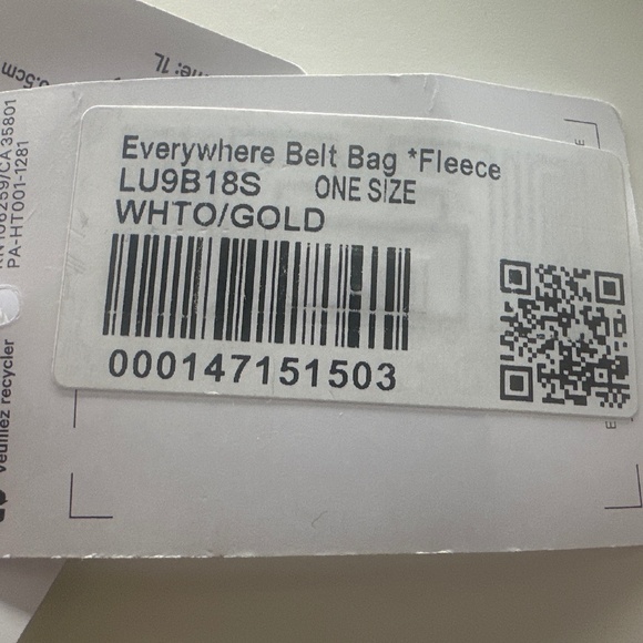 Lululemon Belt Bag - Picture 7 of 7